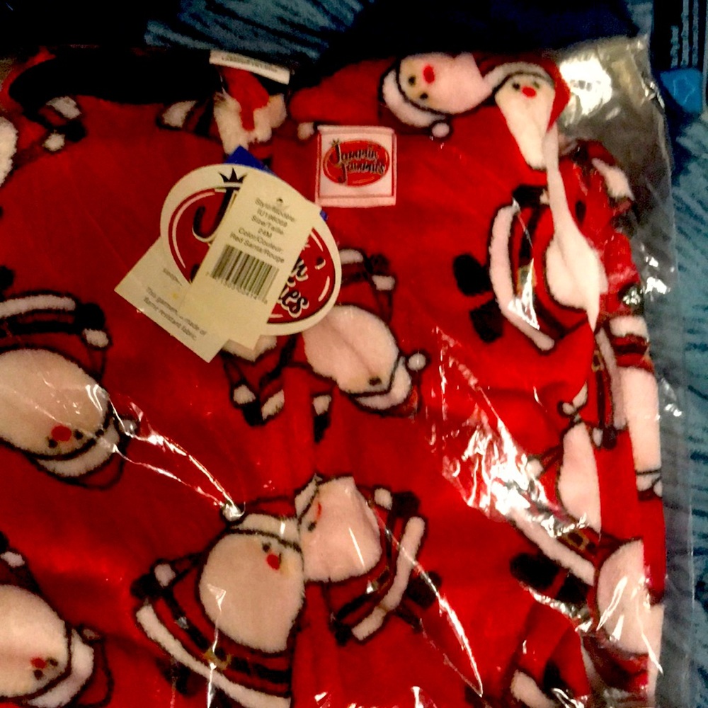 🆕❄️ Unisex baby all-in-one footie
🎁🎄 🎁🎄🎁🎄 🎁🎄🎁🎄